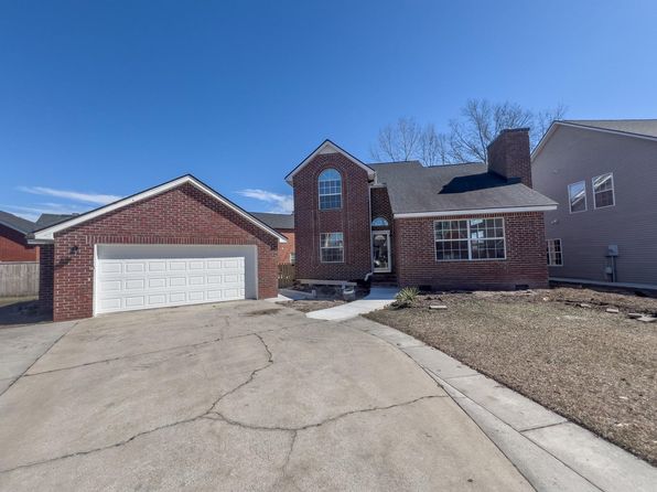 1306 Lark Ln