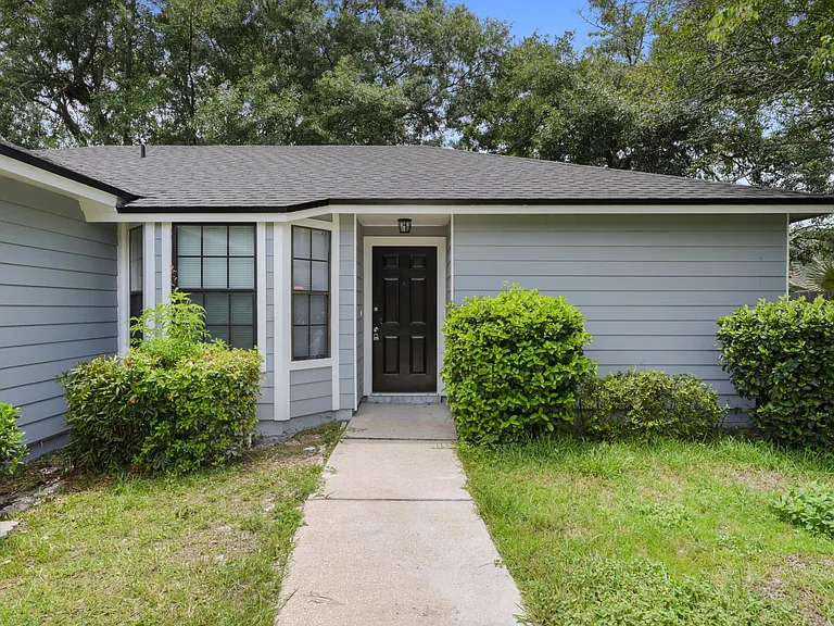 11530 Sweetwater Oaks Dr W — Photo 25