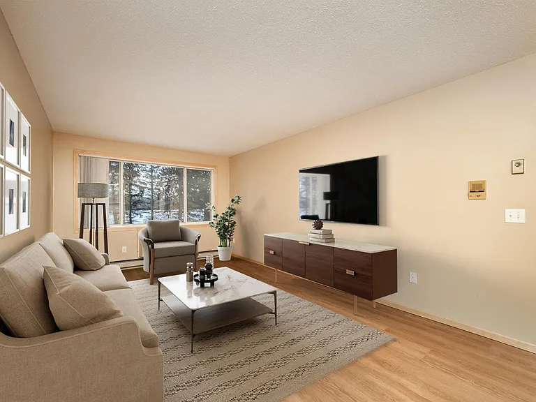 Park Villa Apartments — Photo 10