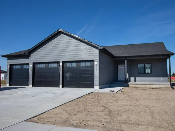 209 N Oak St, Minden, NE 68959
