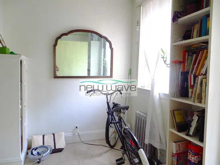 235 Park Dr #16 — Photo 1