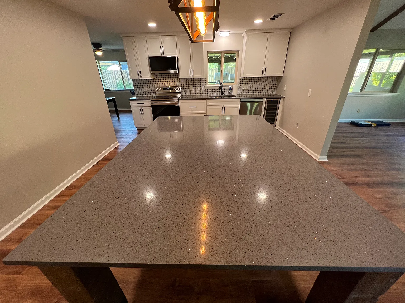 1845 Tara Dr — Photo 3