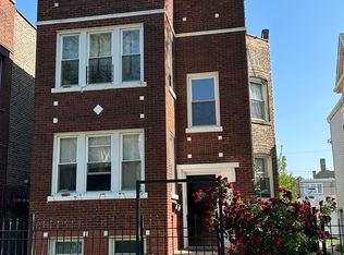 3247 W Berteau Ave, Chicago, IL 60618