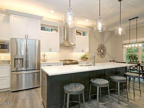4th image of 7738 Baldwin Woods Dr #17