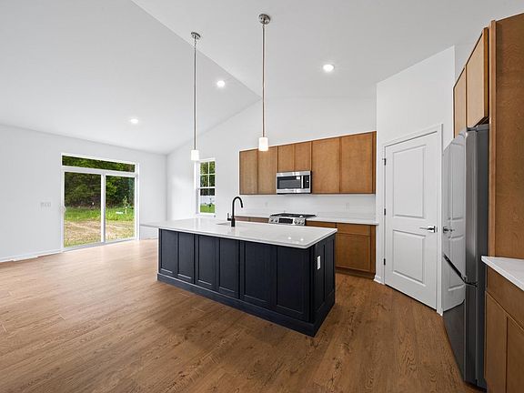 5th image of 1578 Meadowview COURT