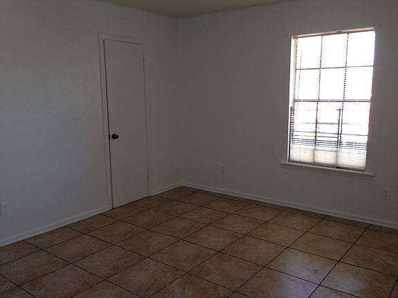 4th image of 8030 Lacombe St APT B