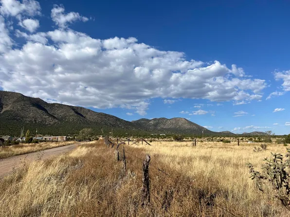 564 Horton Rd, Edgewood, NM 87015