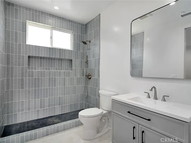 9618 Kentland Ave — Photo 23