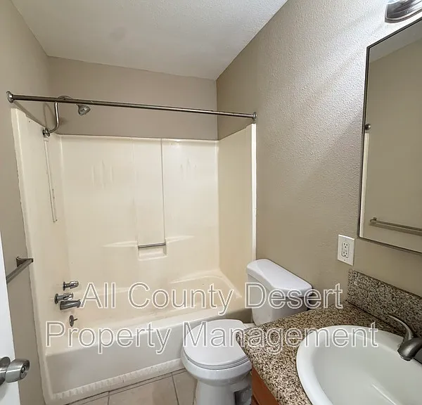 69180 Victoria Dr #8 — Photo 23