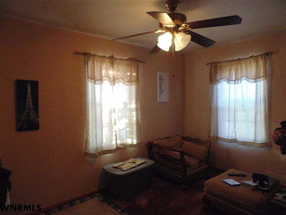 4th image of 1113 Avenue F