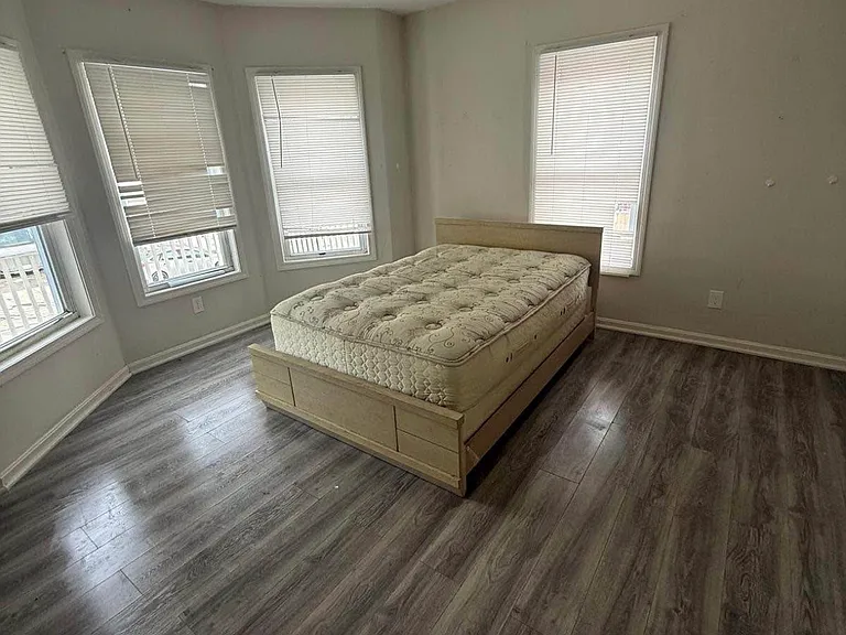 30 Grand St #1 — Photo 8