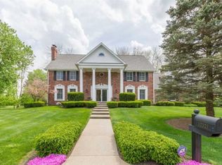 12321 Creekwood Ln, Carmel, IN 46032