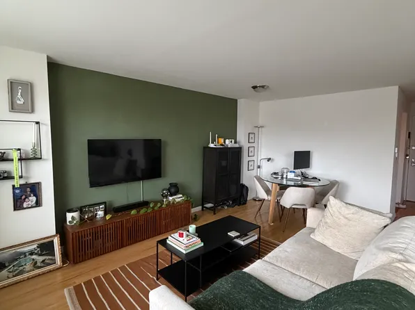 48 West 68th Street image 1 of 5