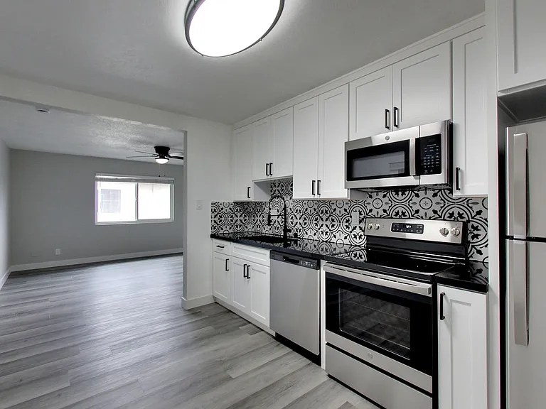 PARKSIDE APARTMENTS — Photo 17