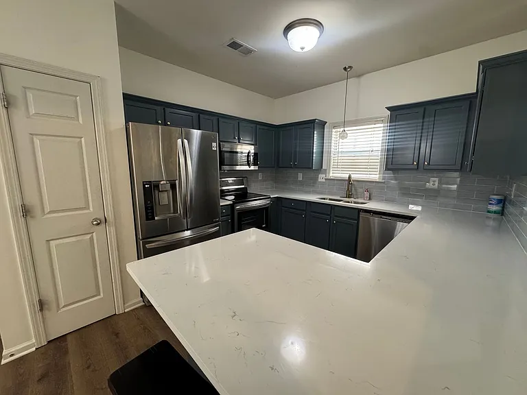 1343 Island Pl E — Photo 13