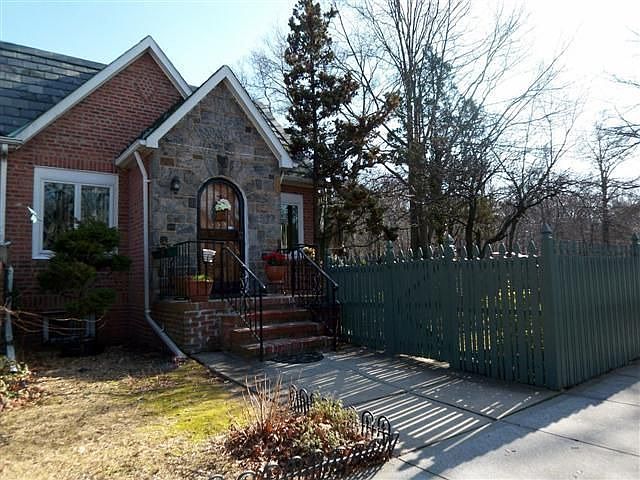 1st image of 9806 74th Ave