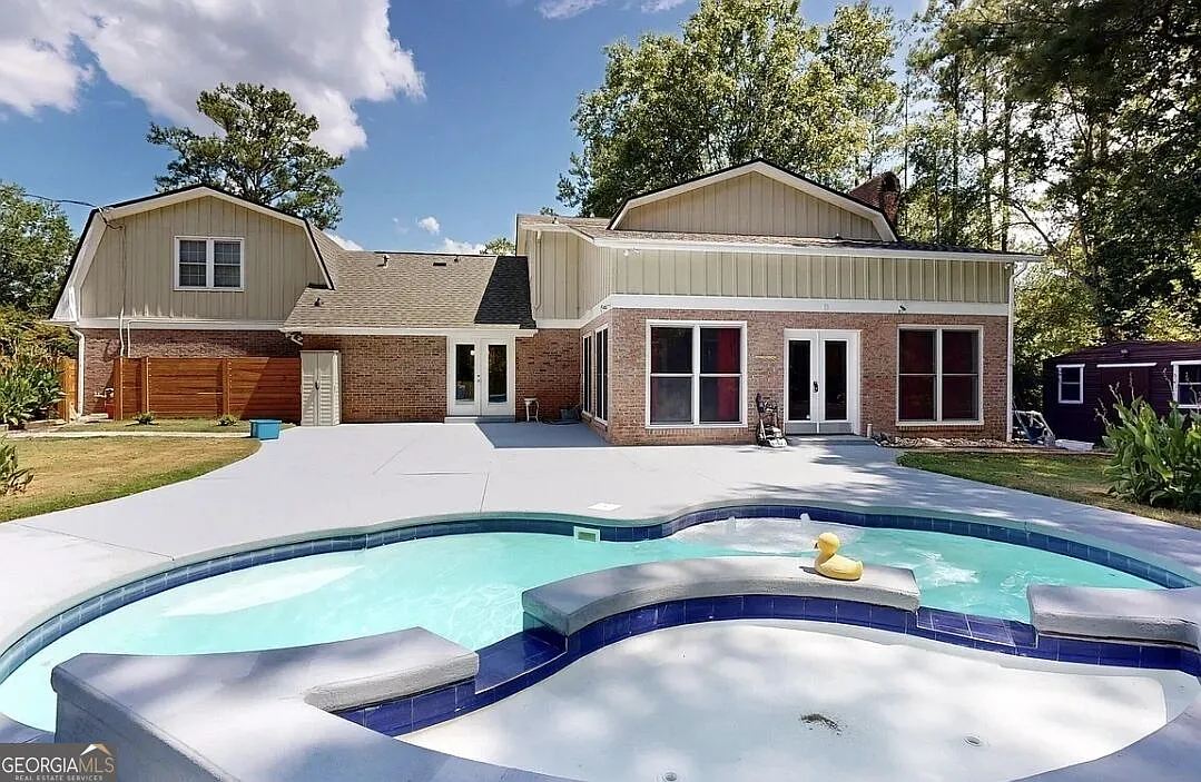4 bed, 3.0 bath, 3514 sqft, $3,500 — Photo 2