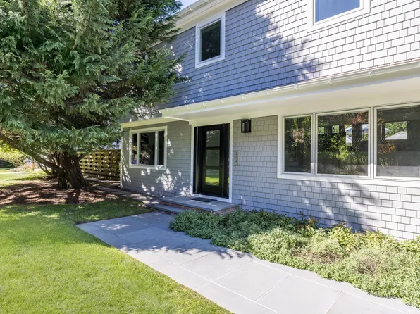 54 Fithian Ln, East Hampton, NY 11937