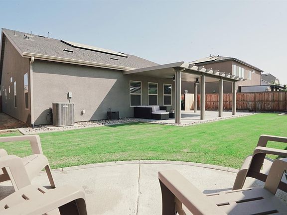 3rd image of 9125 Woodbrook Dr