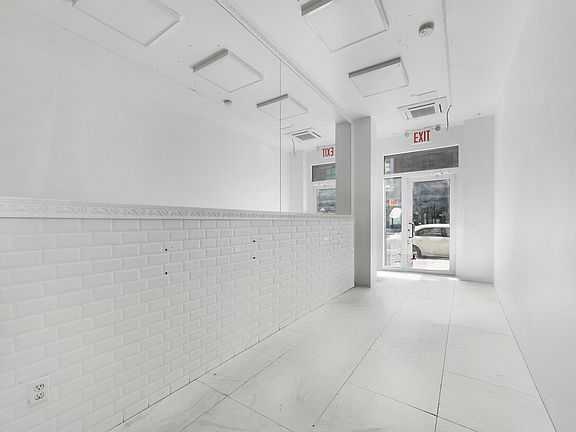 4th image of 525 Myrtle Ave #Rs2