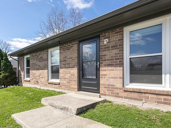 3rd image of 3317 Hartston Dr