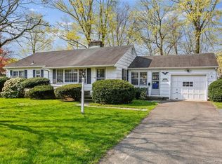 3 Overbrook Rd, Norwalk, CT 06851