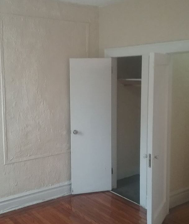 2nd image of 148 Chancellor Ave APT C7