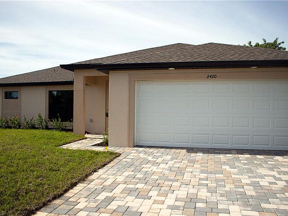 2nd image of 3225 NE 15th Pl