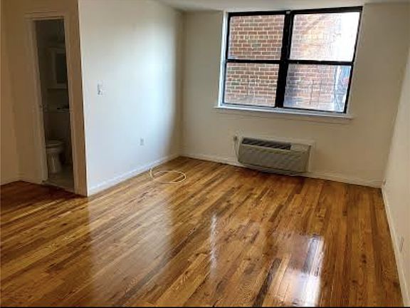 EBFB6F75-DD9E-4E36-AB0C-7F02DA8088F7