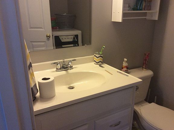 3rd image of 2148 Buckingham Sq