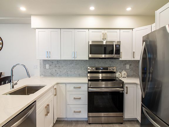 2nd image of 7115 134th St #12