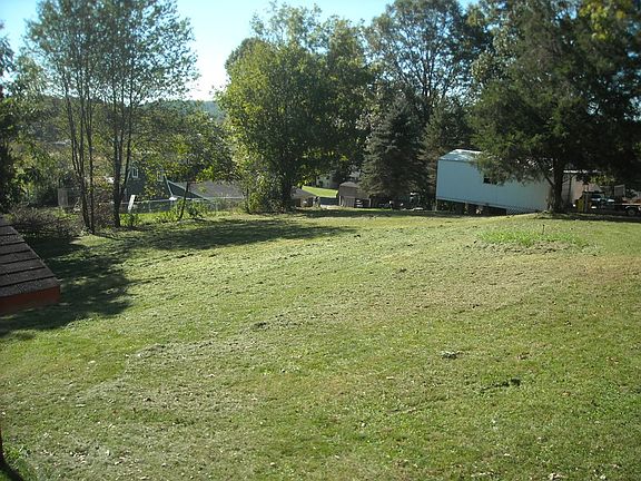 2nd image of 169 Bellwood Dr