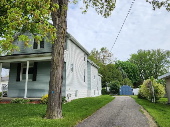 1505 Nebobish Ave, Essexville, MI 48732