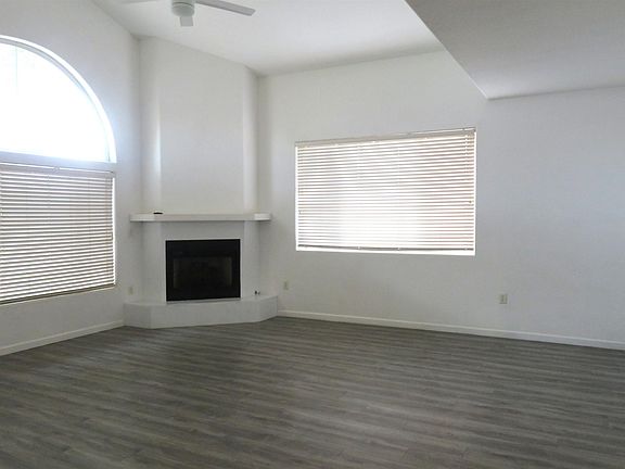3rd image of 10482 S Avenida La Primera