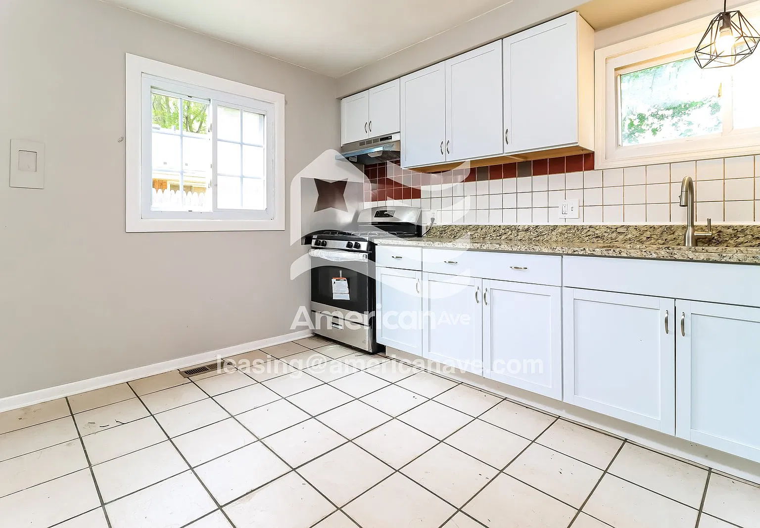 3 bed, 1.0 bath, 1064 sqft, $1,460 — Photo 4