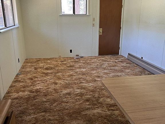 2nd image of 687-675 Hazel Way