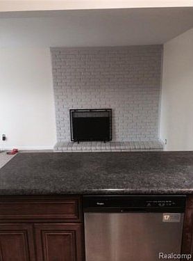 4th image of 22407 Huntington Ct