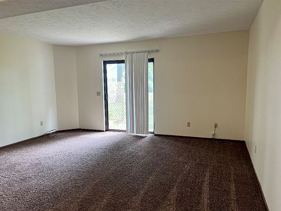 2nd image of 735 Longview Ave