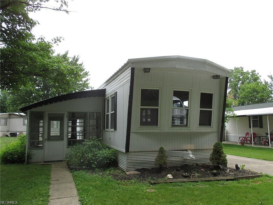 1st image of 19 Brightwood Dr #19