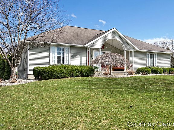 3rd image of 6178 Sheldon Oak Dr