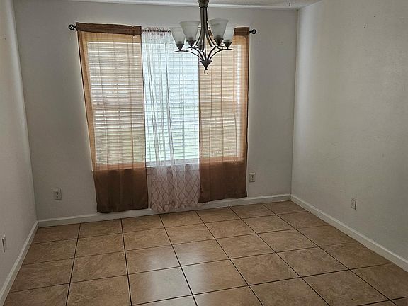 4th image of 12330 Greensbrook Forest Dr