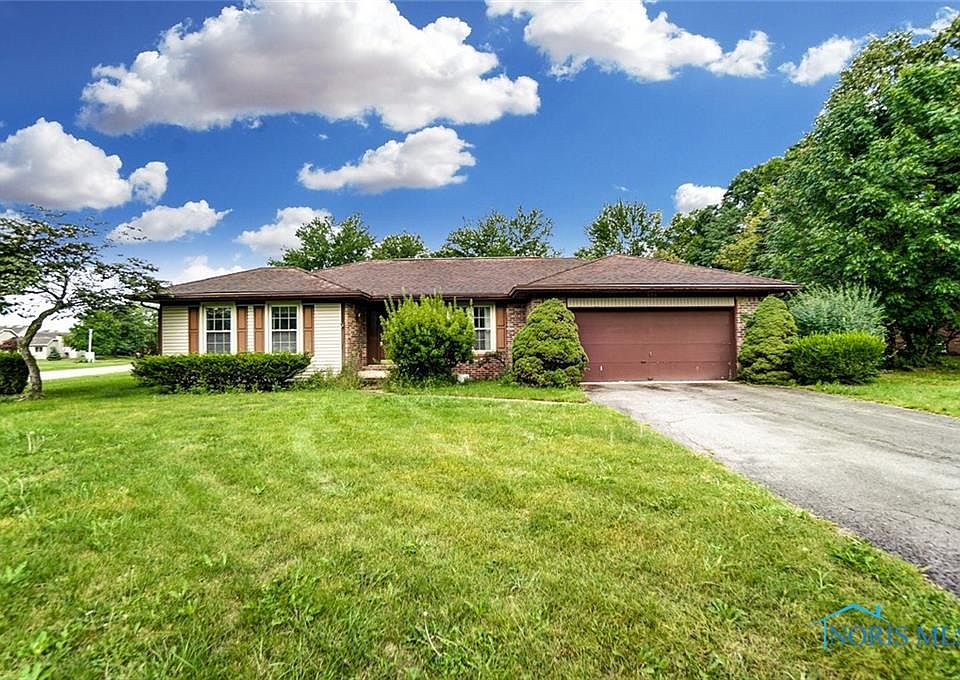 1st image of 800 Woodstock Ct