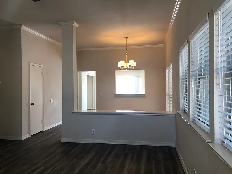 5201 Coppermead Ln — Photo 2
