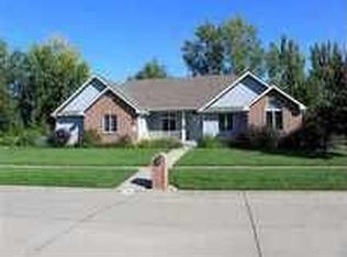 2308 Hillview Dr, Manhattan, KS 66502