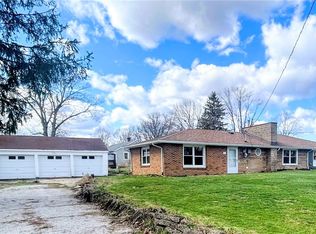 558 Lessig Ave, Akron, OH 44312