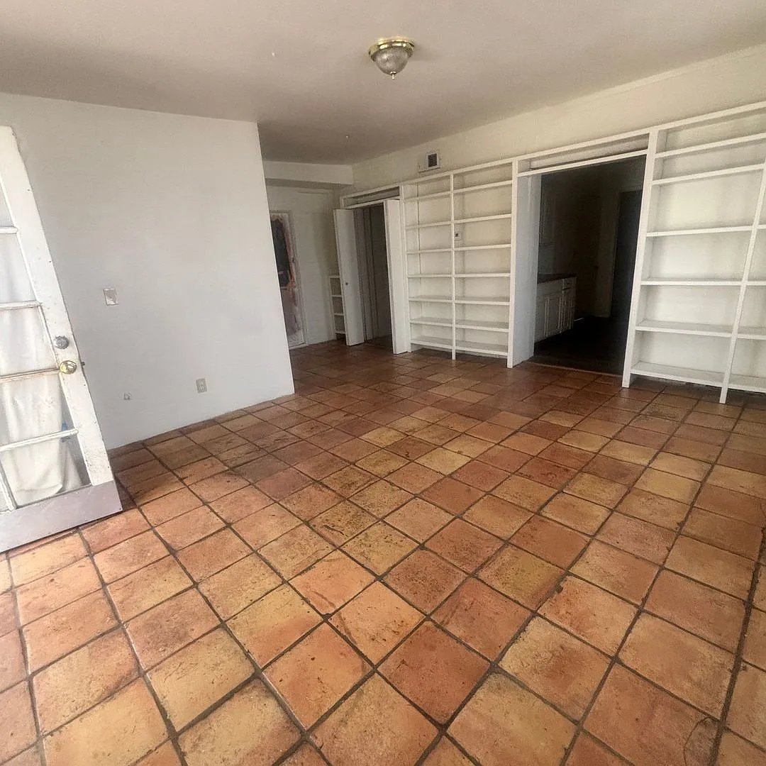 1409 S Mill — Photo 3