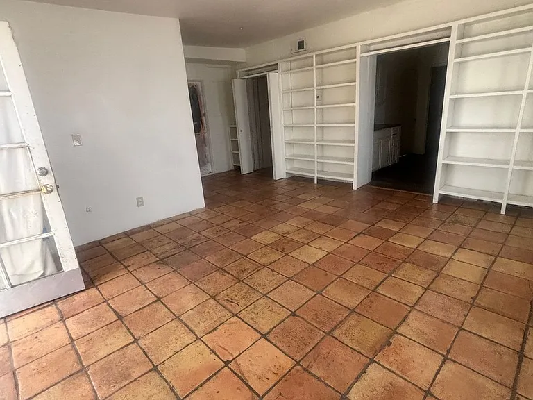 1409 S Mill Ave — Photo 16