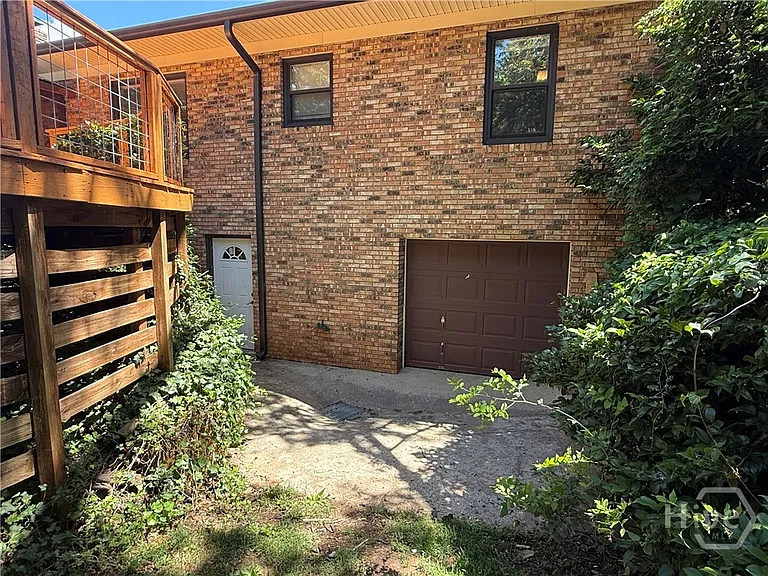 292 Tara Way — Photo 70