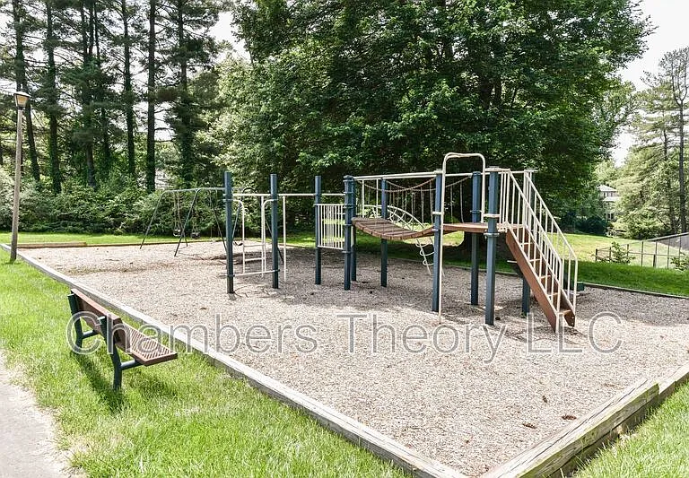 1427 Claves Ct — Photo 48