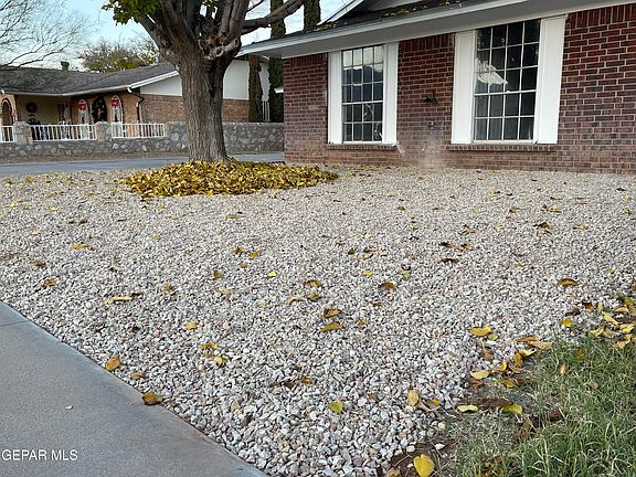 3rd image of 10420 Achilles Dr